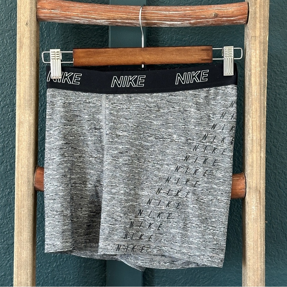 Nike Gray Heather Compression Spandex Shorts with Black Logo Waistband Women’s M